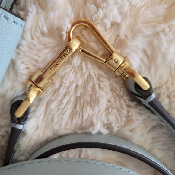 Kate Spade Toujours Crossbody with Dust Bag - Picture 4 of 9